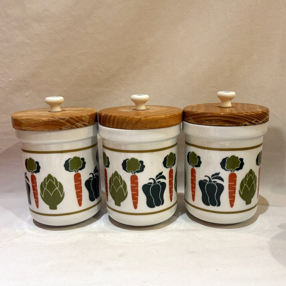 Set of 3 Gallery Originals Vegetable Print Ceramic Pottery Canisters Wood Lid